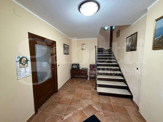 Casa indipendente in vendita a Fiumefreddo Bruzio CS