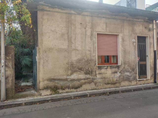 Casa indipendente in vendita a Fiumefreddo di Sicilia CT