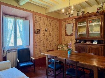 Casa indipendente in vendita a Fiuminata MC