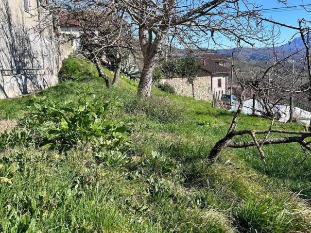 Casa indipendente in vendita a Fivizzano MS