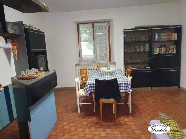 Casa indipendente in vendita a Fivizzano MS