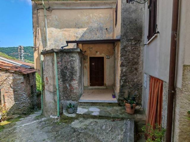 Casa indipendente in vendita a Fivizzano MS