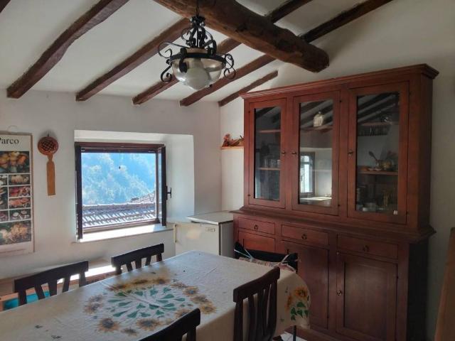 Casa indipendente in vendita a Fivizzano MS