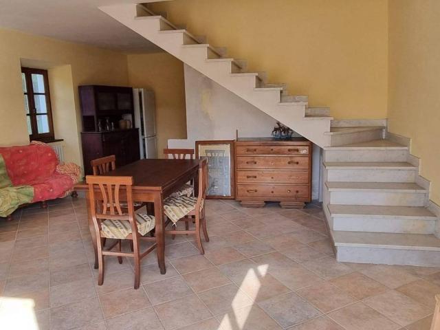 Casa indipendente in vendita a Fivizzano MS