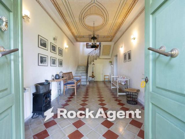 Casa indipendente in vendita a Fivizzano MS