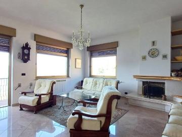 Casa indipendente in vendita a Ficarra ME