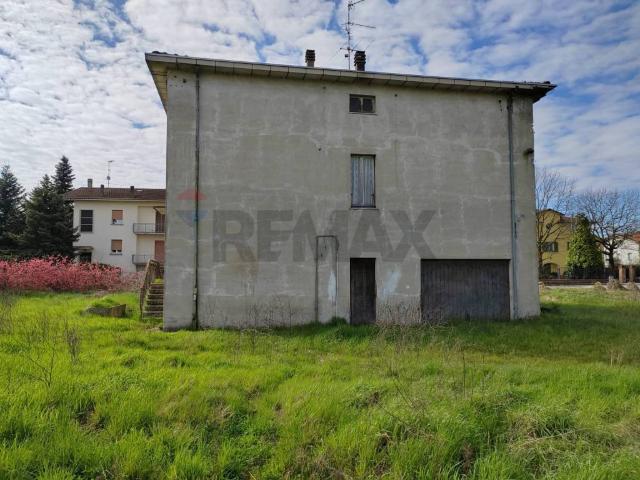 Casa indipendente in vendita a Fidenza PR