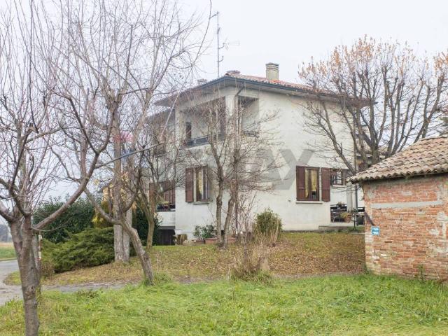 Casa indipendente in vendita a Fidenza PR