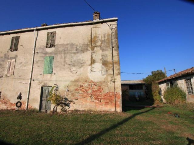Casa indipendente in vendita a Fidenza PR