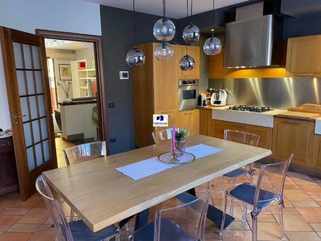 Casa indipendente in vendita a Figline e Incisa Valdarno FI
