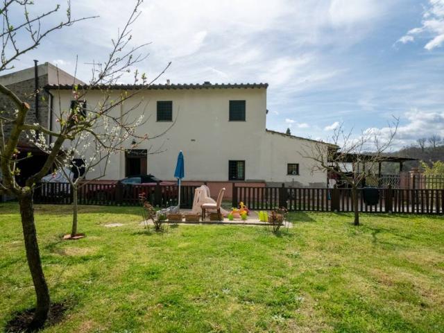 Casa indipendente in vendita a Figline e Incisa Valdarno FI