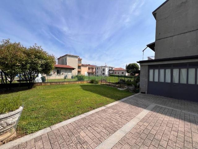 Casa indipendente in vendita a Filago BG
