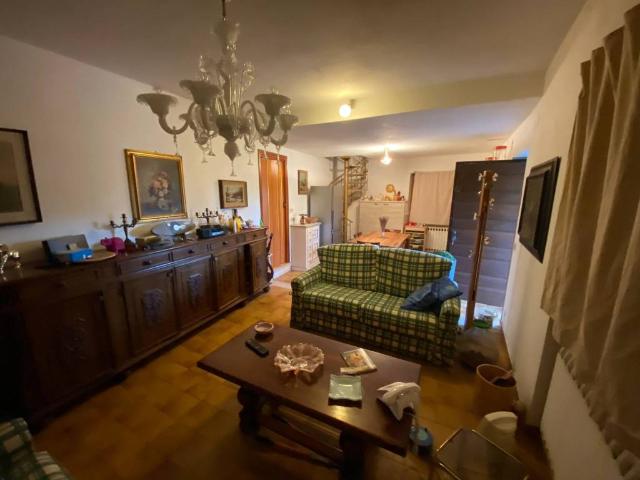 Casa indipendente in vendita a Filattiera MS
