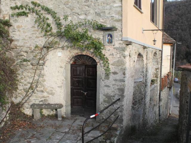 Casa indipendente in vendita a Filattiera MS
