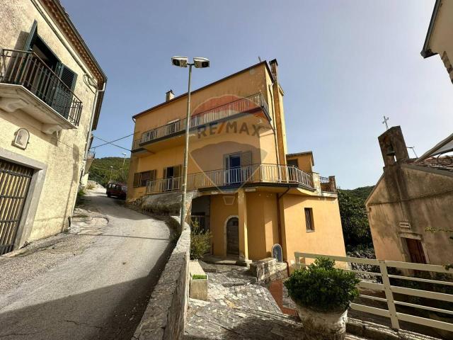 Casa indipendente in vendita a Filignano