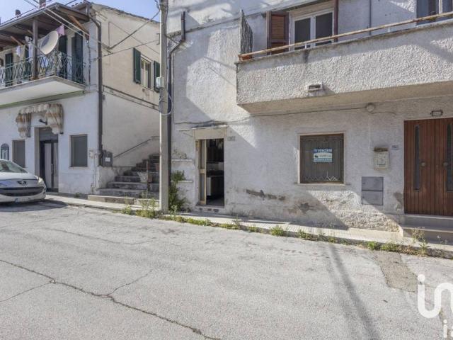 Casa indipendente in vendita a Filottrano AN