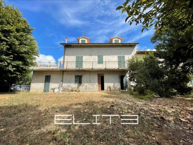 Casa indipendente in vendita a Filottrano AN
