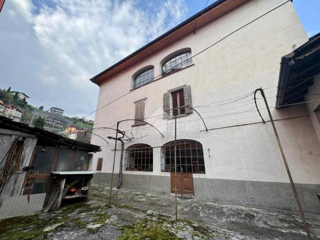 Casa indipendente in vendita a Fiorano al Serio BG