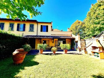 Casa indipendente in vendita a Firenze