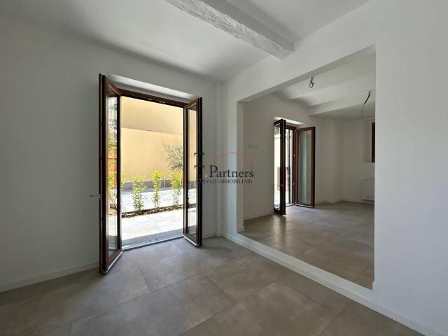 Casa indipendente in vendita a Firenze via Vittorio Emanuele II, Leopoldo Vittorio Emanuele Statuto