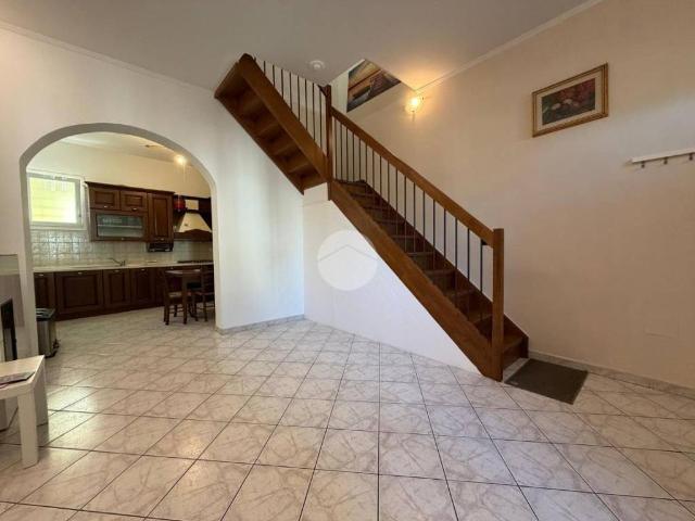 Casa indipendente in vendita a Firenze FI