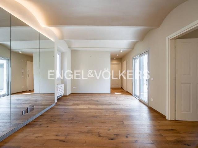 Casa indipendente in vendita a Firenze FI