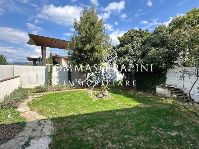 Casa indipendente in vendita a Firenze FI