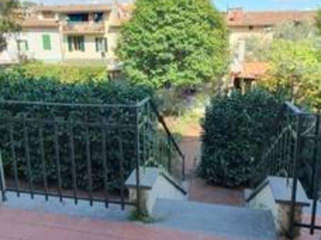 Casa indipendente in vendita a Firenze FI