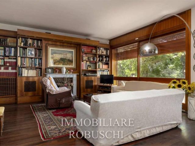Casa indipendente in vendita a Firenze FI