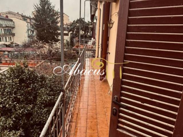 Casa indipendente in vendita a Firenze FI