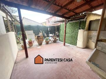 Casa indipendente in vendita a Firenze FI