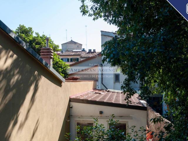 Casa indipendente in vendita a Firenze FI