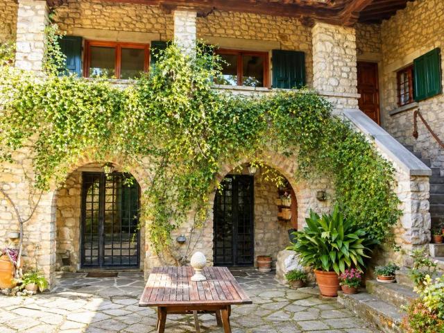 Casa indipendente in vendita a Firenze FI