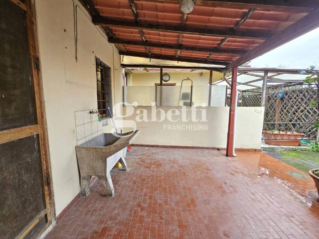 Casa indipendente in vendita a Firenze FI