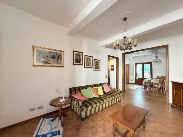 Casa indipendente in vendita a Firenze FI