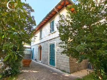 Casa indipendente in vendita a Firenze FI