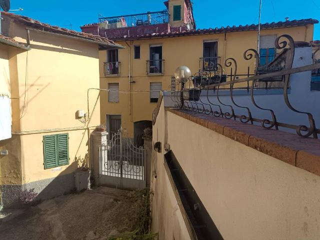 Casa indipendente in vendita a Firenze FI