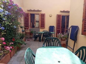 Casa indipendente in vendita a Firenze FI