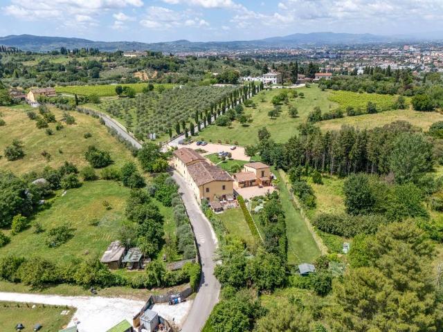 Casa indipendente in vendita a Firenze FI