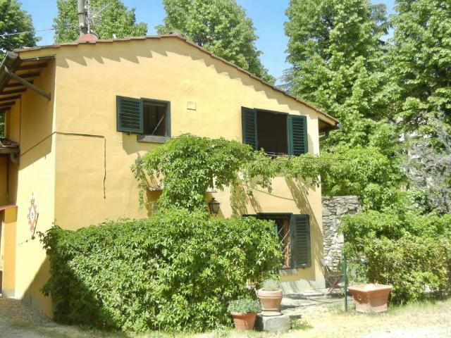 Casa indipendente in vendita a Firenze FI