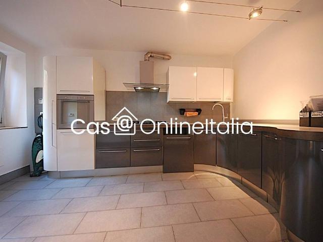 Casa indipendente in vendita a Firenze FI