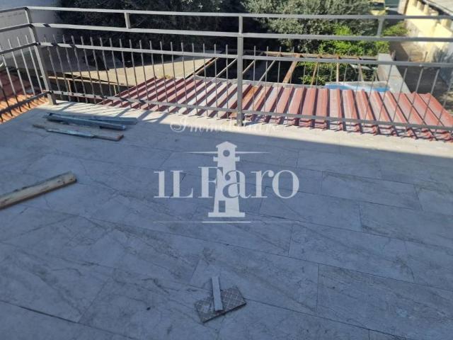 Casa indipendente in vendita a Firenze FI
