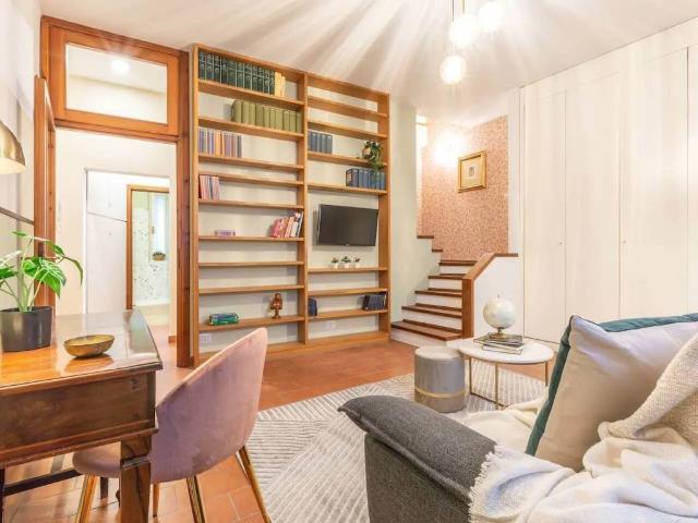Casa indipendente in vendita a Firenze FI