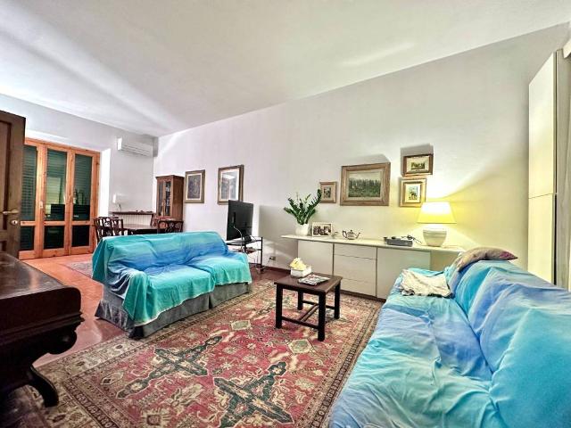 Casa indipendente in vendita a Firenze FI