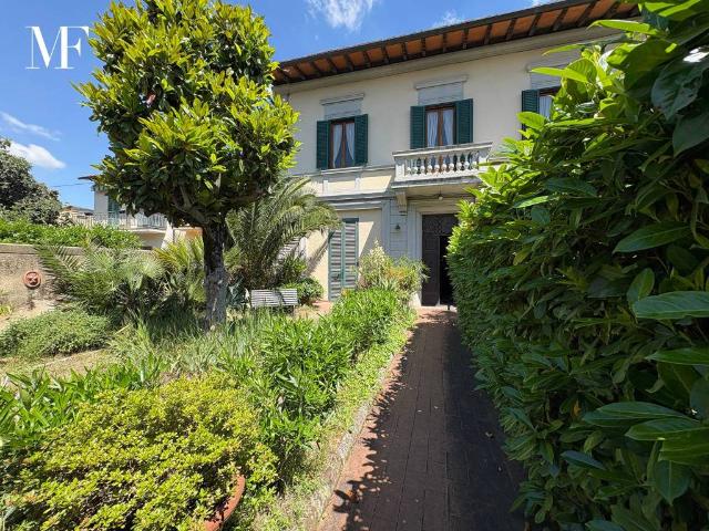 Casa indipendente in vendita a Firenze FI