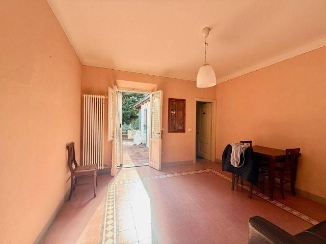 Casa indipendente in vendita a Firenze FI