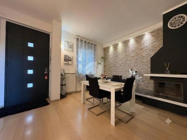 Casa indipendente in vendita a Firenze FI