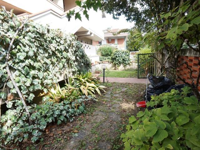 Casa indipendente in vendita a Firenze FI