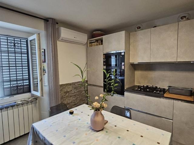 Casa indipendente in vendita a Firenze FI