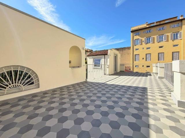 Casa indipendente in vendita a Firenze FI